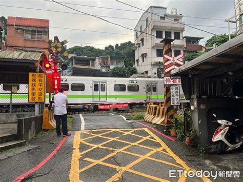 基隆鐵支路位置|實探基隆老司機都熟的「鐵支路」 在地淡然：習以為常 